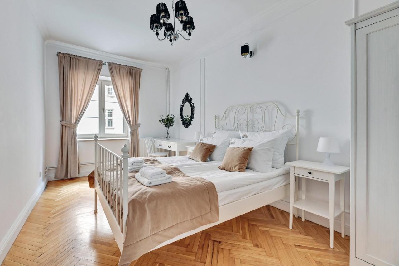 Dlugi Targ Street, Main Old Town & Riverside By Downtown Apartments 그단스크 외부 사진